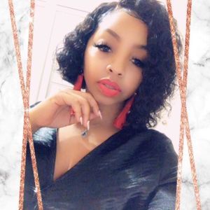 Meet your Posher, Evie